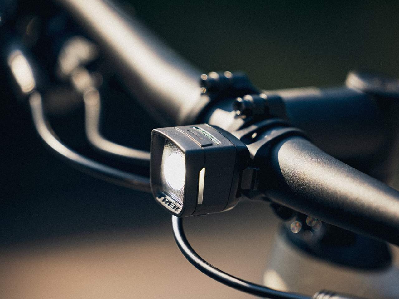 Trek renueva sus luces urbanas 