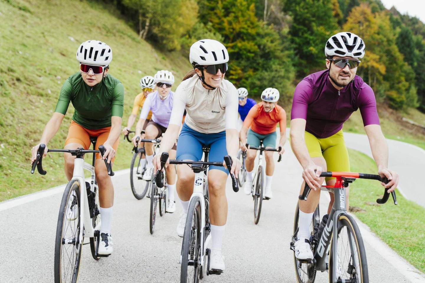 Santini revoluciona el ciclismo urbano con su nueva colección Verano 2025 