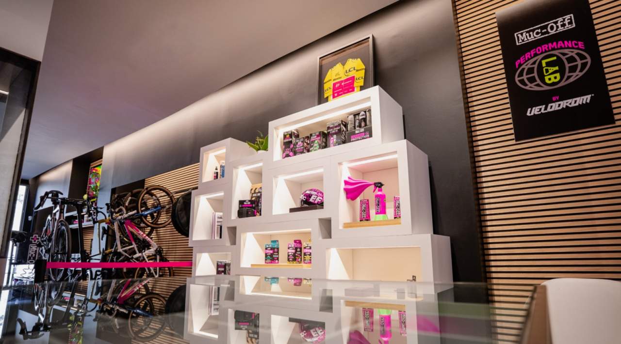 Muc-Off inaugura en Girona su Performance Lab by Velodrom 