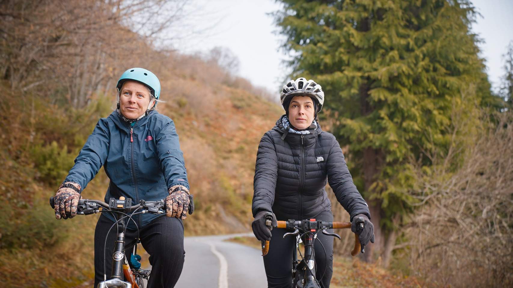 Biela y Tierra: Un viaje en bicicleta hacia el bienestar y la conexión comunitaria 