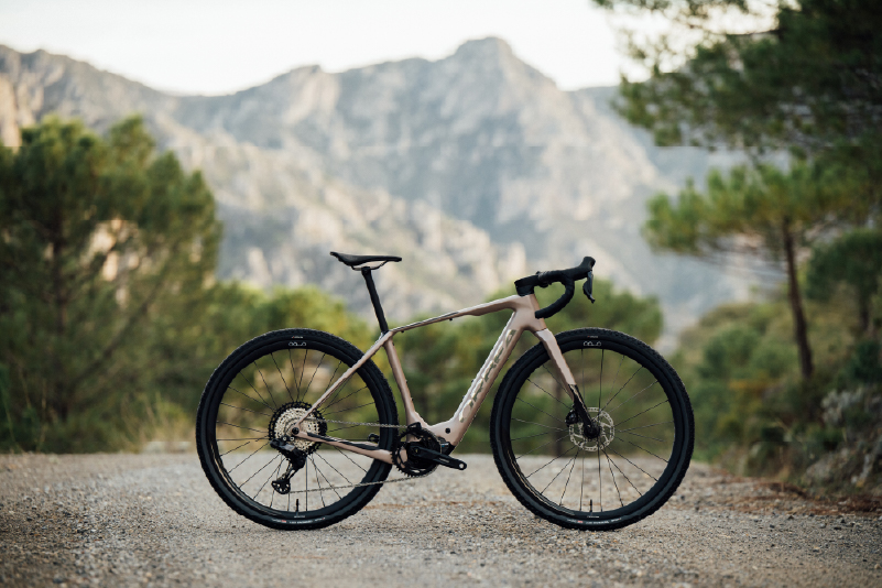 Orbea lanza la Denna, su apuesta por la bicicleta eléctrica de gravel 