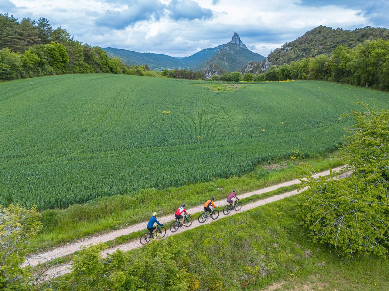 Valdegovia-Gaubea. Bike Paradise 