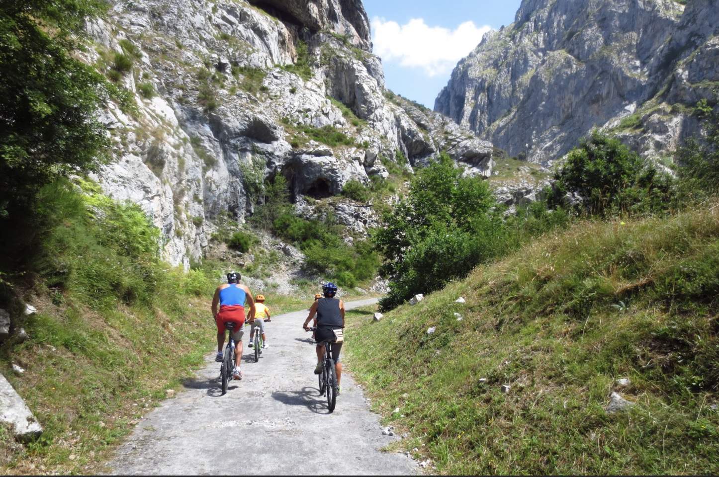 España pedalea unida: Nace el Centro Coordinador del Cicloturismo 